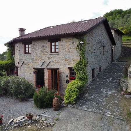 Casa Vacanze La Casala Fivizzano Exterior foto